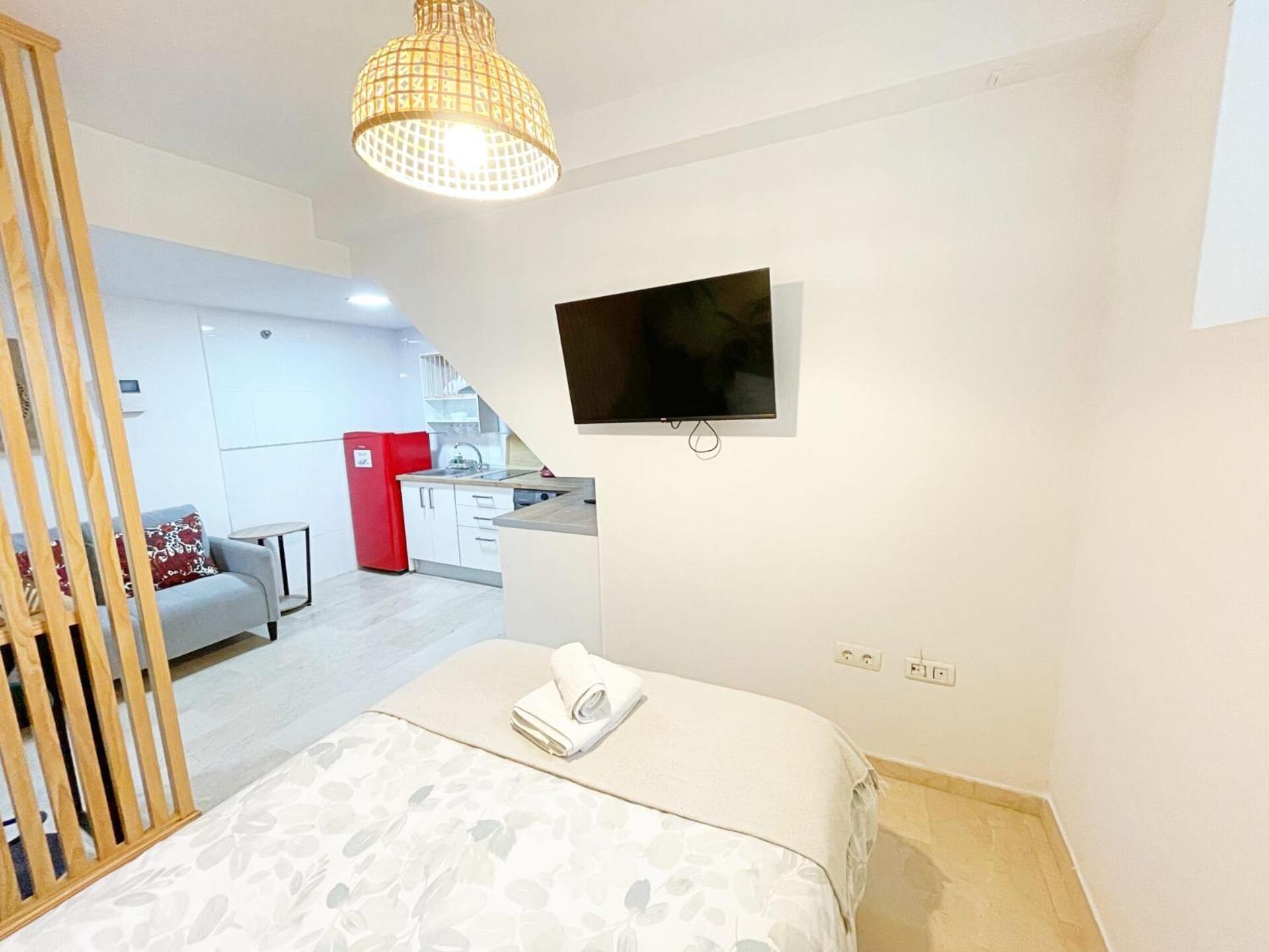 New Tropic Malaka Home Малага Экстерьер фото